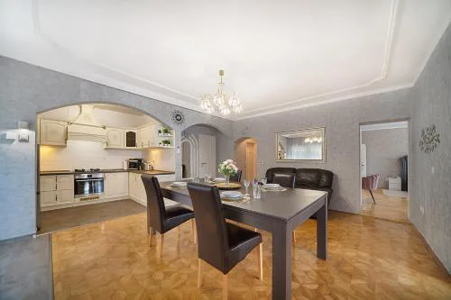 Deluxe Apartment Space and More