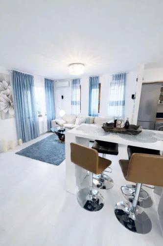 Hill top apartment