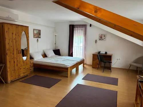 Hungaria Apartments