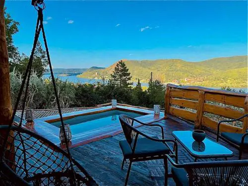 Lyra Hill - Luxury Villa for the poetry of wooden