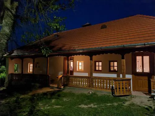 Füstös Cottage