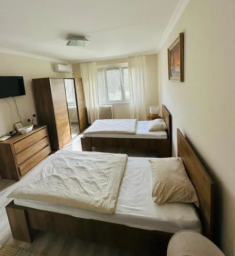 Anna Apartman