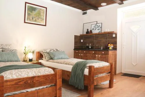 Pálma Apartmanok Szálláshely Százhalombatta 4a