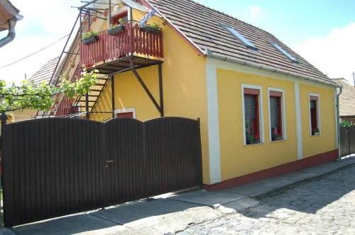 Zách Klára utcai Apartman