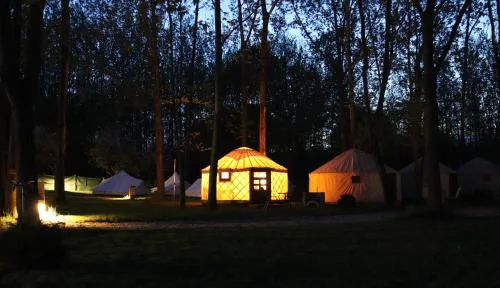 Öko Kemping és Glamping Tiszadada