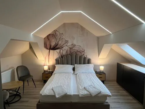 4ML Boutique Room
