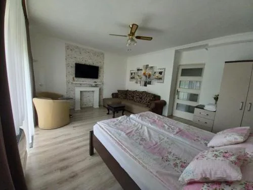 Evergreen Residence Kardos Apartman