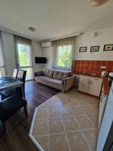 Krisi 2 apartman