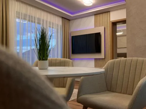 Lily Lux Apartment