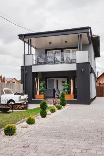 Reborn Lux Apartments