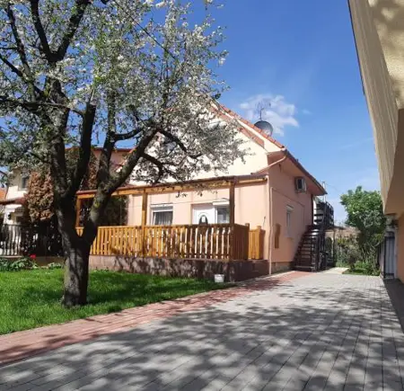 Rózsa Apartment