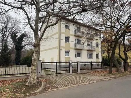 Angolkert Panzió