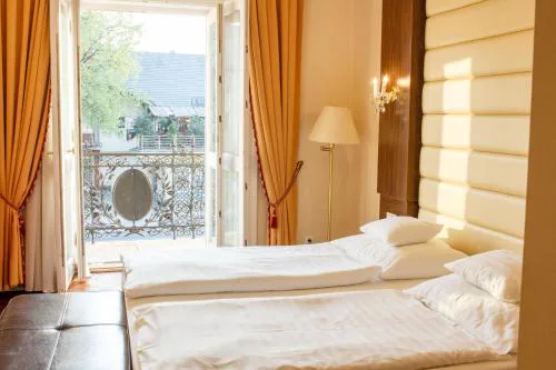 Hotel Kristály Imperial