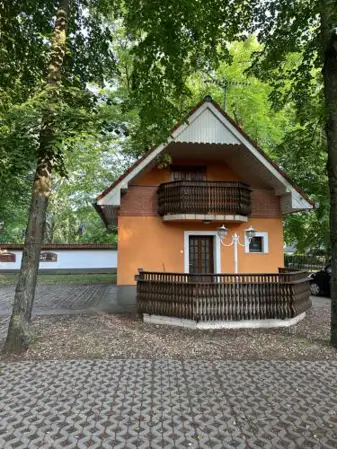 Hátsó Udvar Kuckó