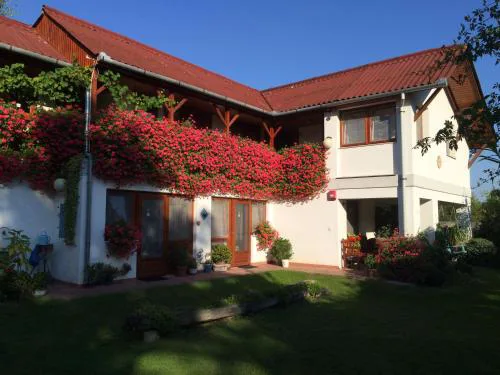 Ida Rooms