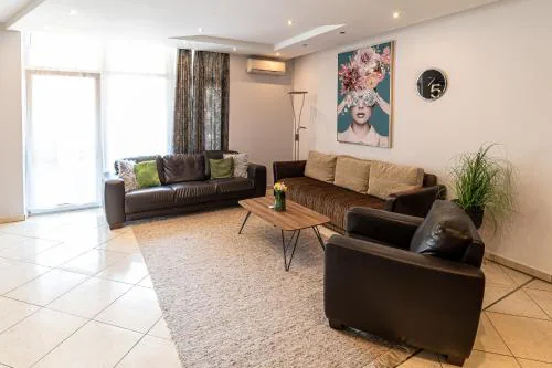 ELITE CENTER APARTMAN