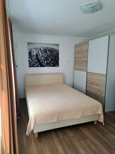Napfényszállás
