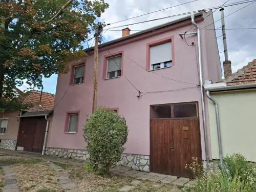 Apartalatt Vendégház