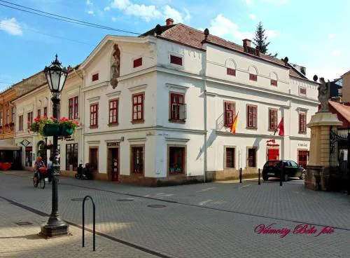 Carlone House