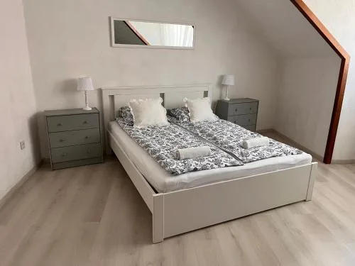 Pacsirta Apartman Grand