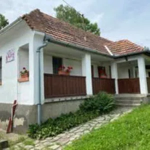 Tornácos Vendégház
