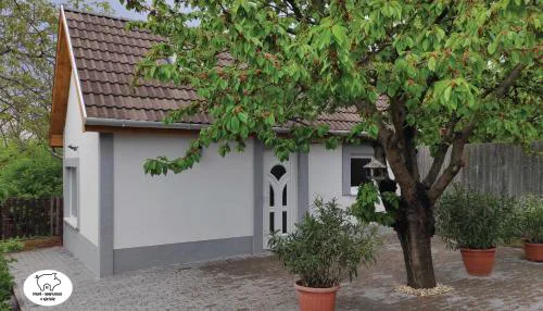 FruPi Apartmanok - A kis ház