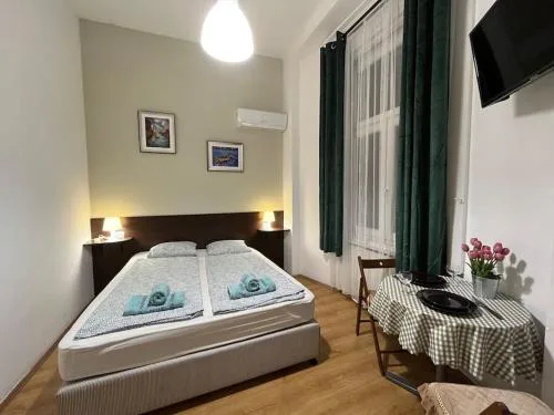 2# Sunflower Cozy Apartment