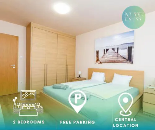 2BDR Contempo Retreat with FREE Parking by NW