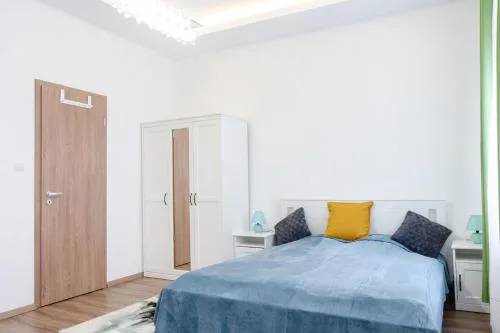 3 En Suit bedroom flat in the main centre for 6ppl, 3BDR,3BTHR,AC