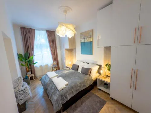 Apartment Castle Bazaar
