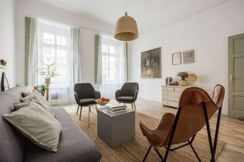 Atelier Apartment