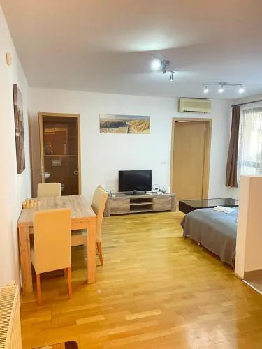 BDA Budapest Downtown Apartment H12