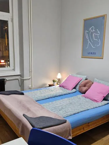 Beautiful Rooms on the Joseph Boulevard