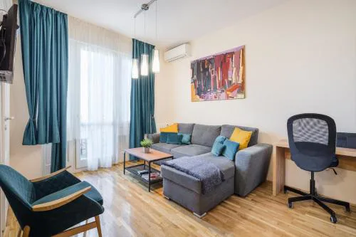 BpR Blue Paradise Apartment with A/C