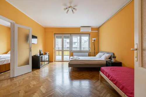 BpR Castle Point Apartment