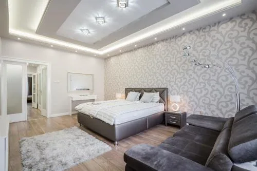 BpR Ethereal Panoramic Suite with A/C & balcony