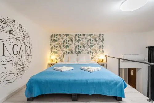BpR Vinyl Style Studio Home with A/C