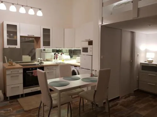 Brand New Garden Flat / Free Parking