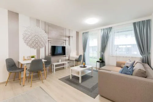 BUDAPEST DOWNTOWN RESIDENCES LEO - AC, ELEVATOR, TERRACE