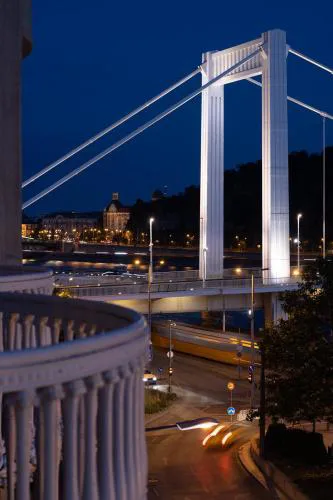 Budapest Grand Danube Suite