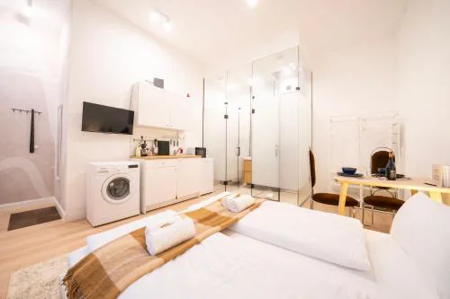 CABAnA I new I AC I URBAN - MOON