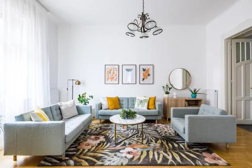 Captain Buda Apartment