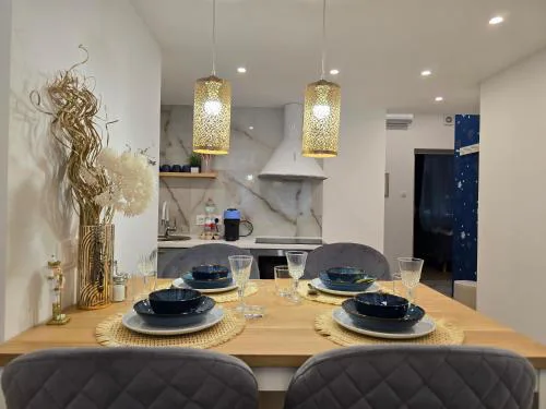 Carina Family Apartment downtown near M3 metro