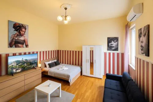 Casa Király - City Center Spacious by New York Café