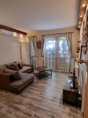 Center Budapest House full Apartment with garden