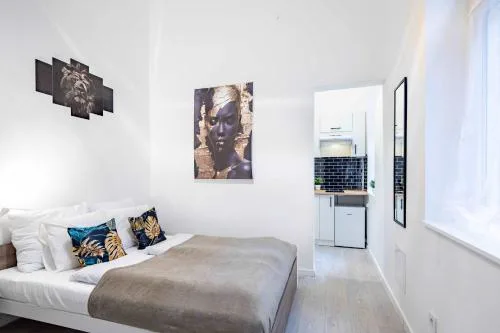 Central Comfort with a Chic Touch