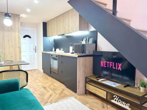 Central Luxe Studio