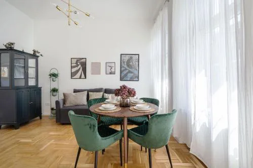 Central StarLight Apartment