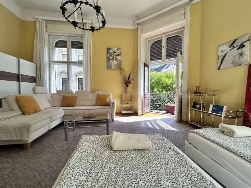Chain Bridge apartment