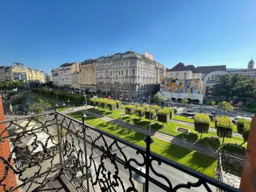Charles' Haven in the Heart of Budapest